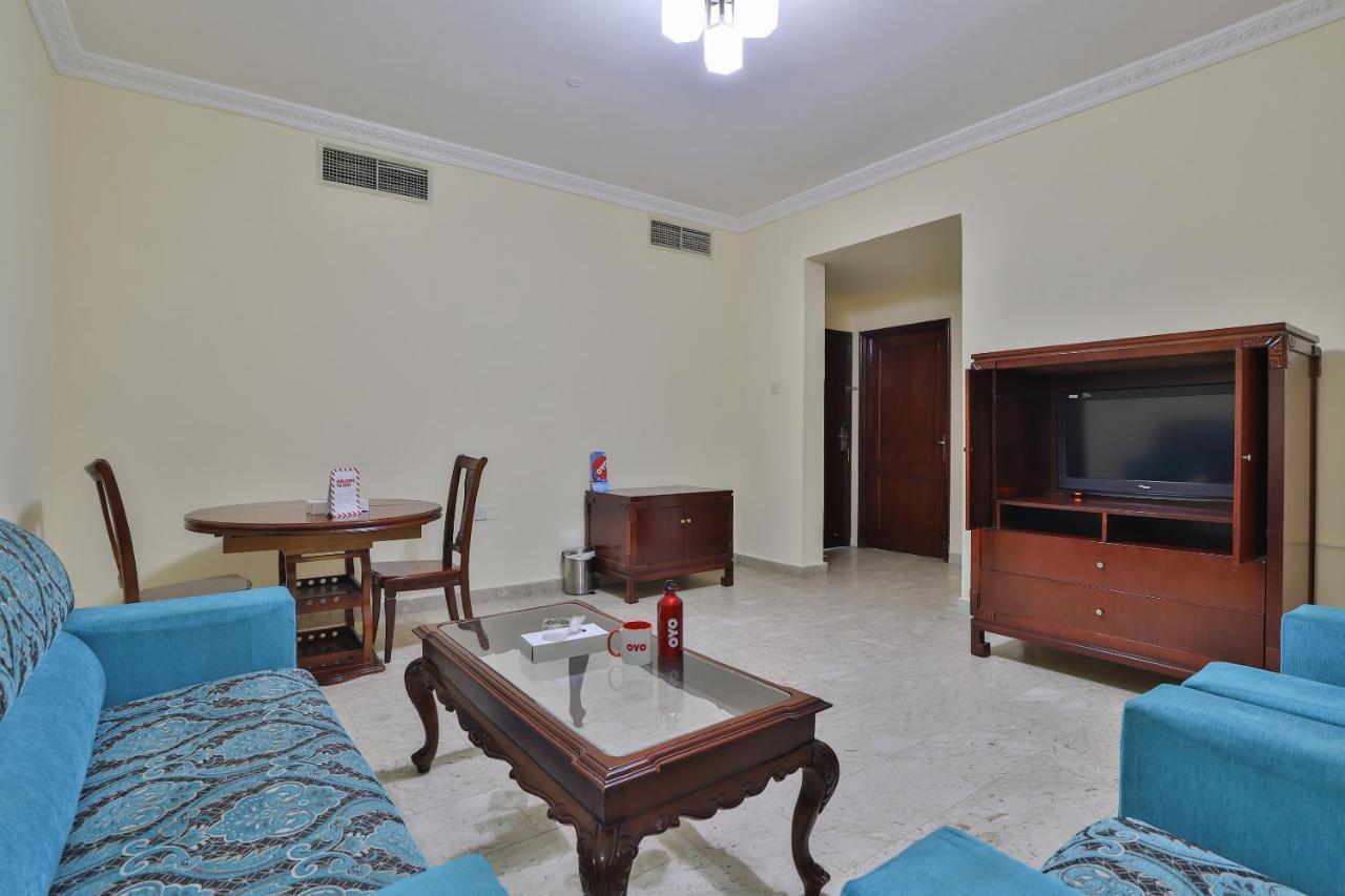 Oyo 366 Waves Hotel Ajman Eksteriør bilde