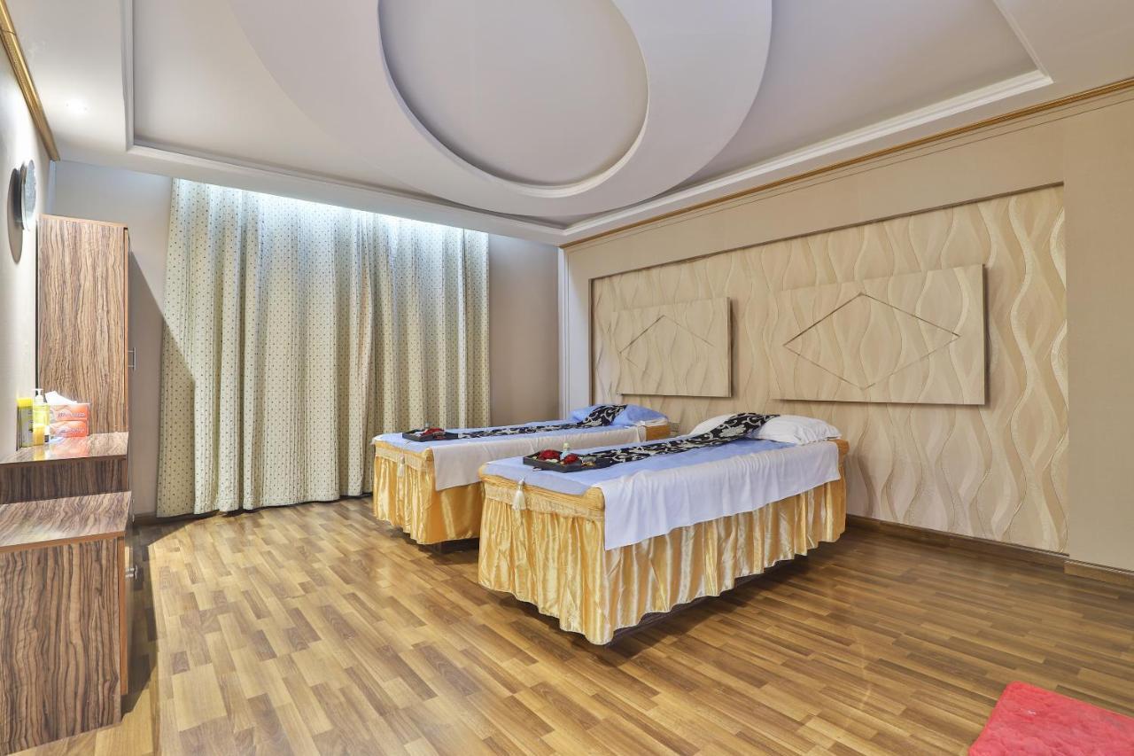Oyo 366 Waves Hotel Ajman Eksteriør bilde