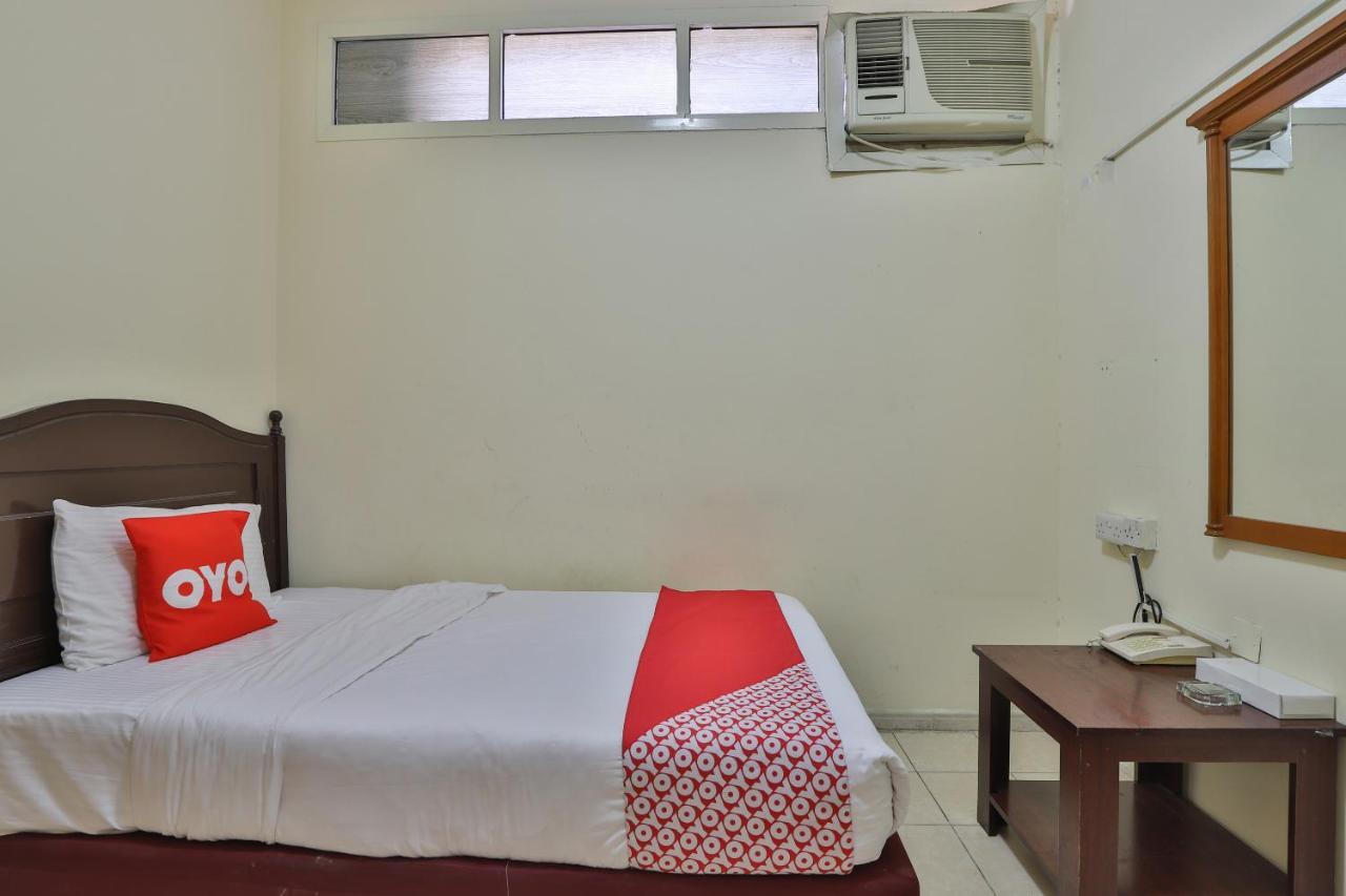 Oyo 366 Waves Hotel Ajman Eksteriør bilde