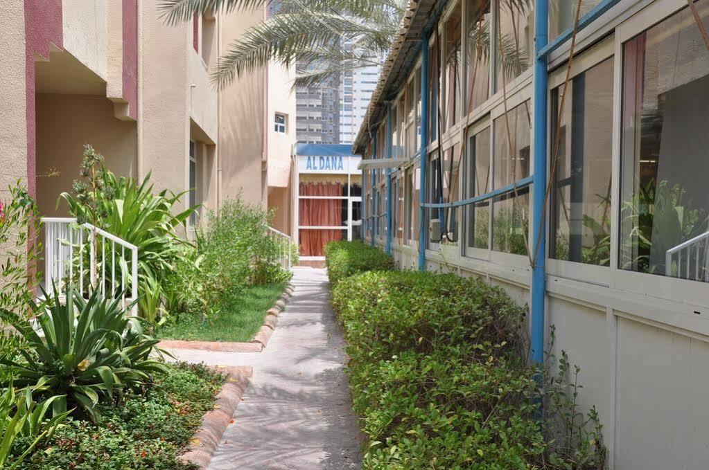Oyo 366 Waves Hotel Ajman Eksteriør bilde