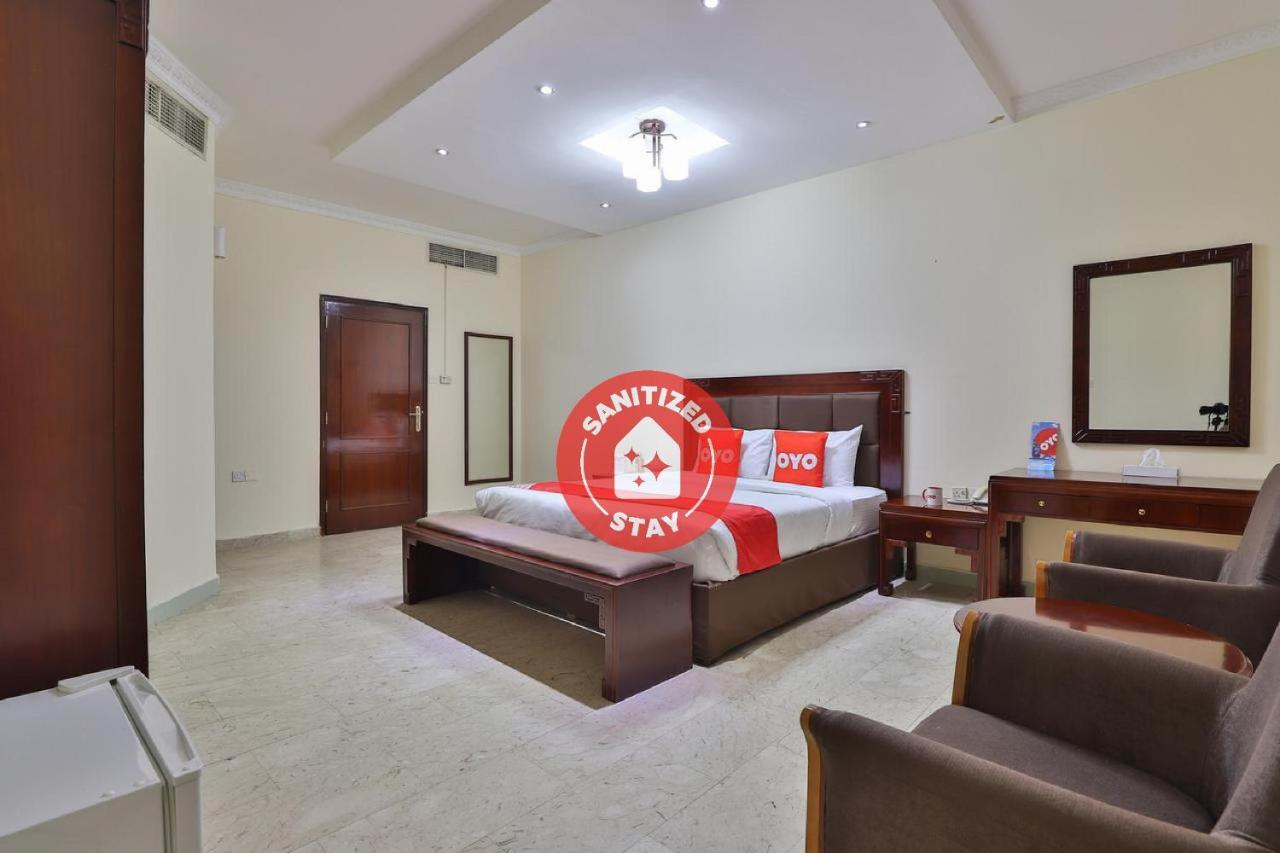 Oyo 366 Waves Hotel Ajman Eksteriør bilde